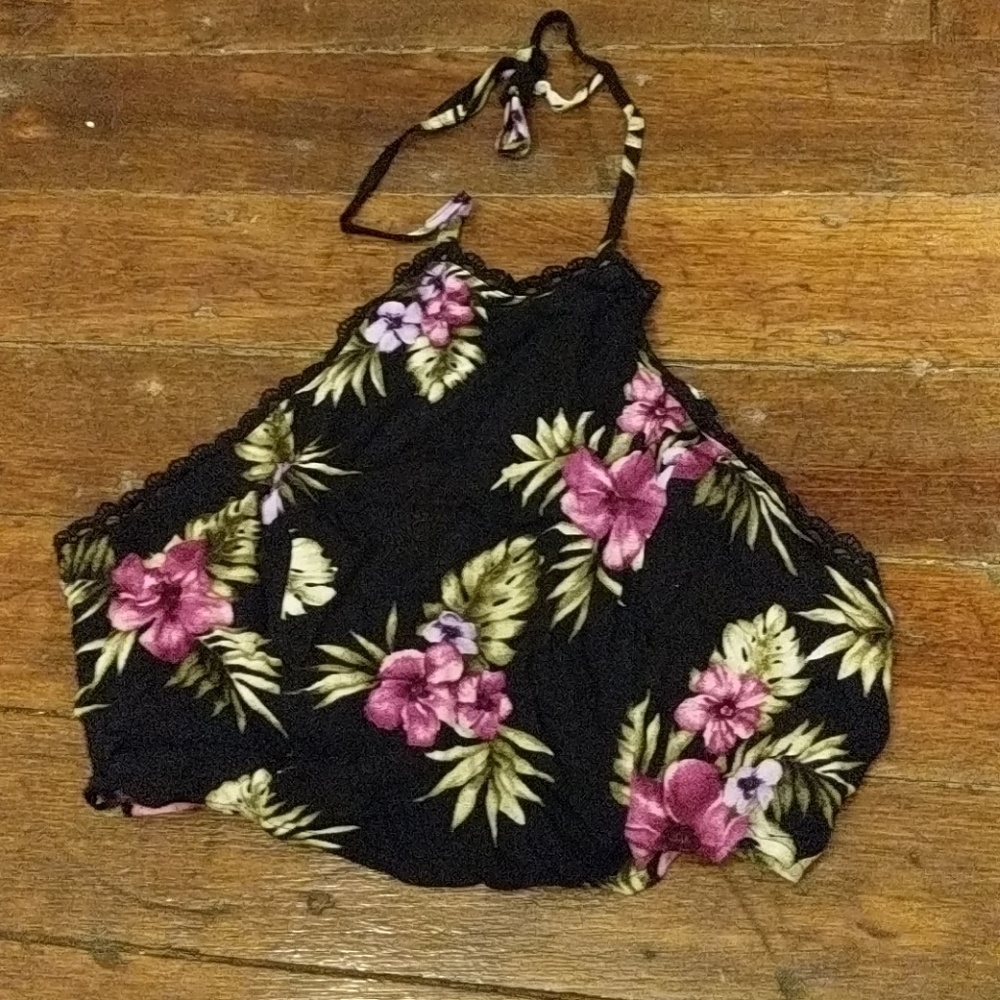Halter top